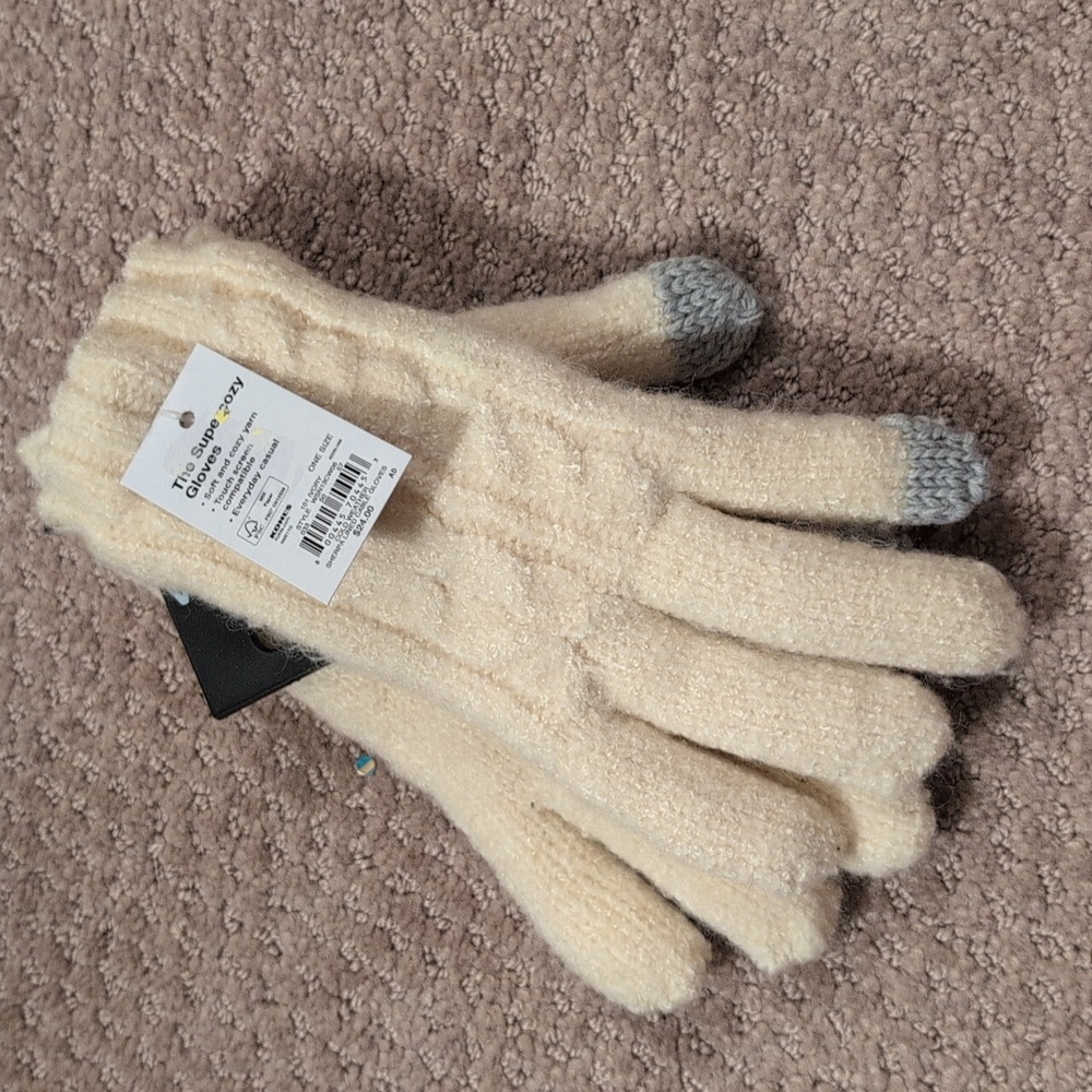 Sonoma Supercozy White Gloves NWT